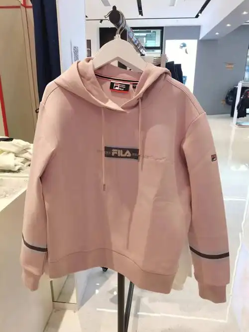 斐乐卫衣温柔豆沙色