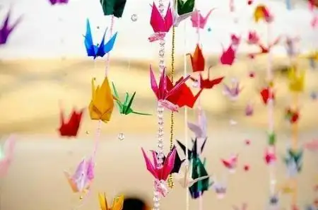 千纸鹤风铃图片 祈祷病人走出危险 早日康复