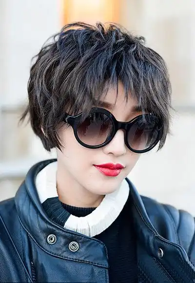 女学生波波头发型 波波头短发卷发发型图片