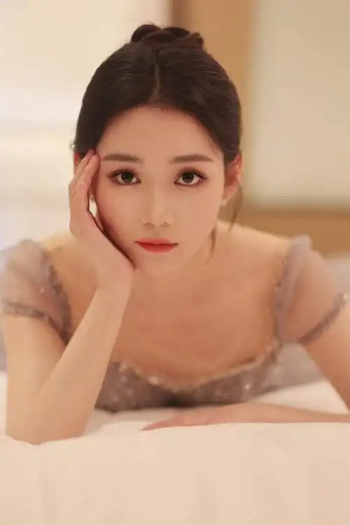 段奥娟厦门金鸡节演唱回家