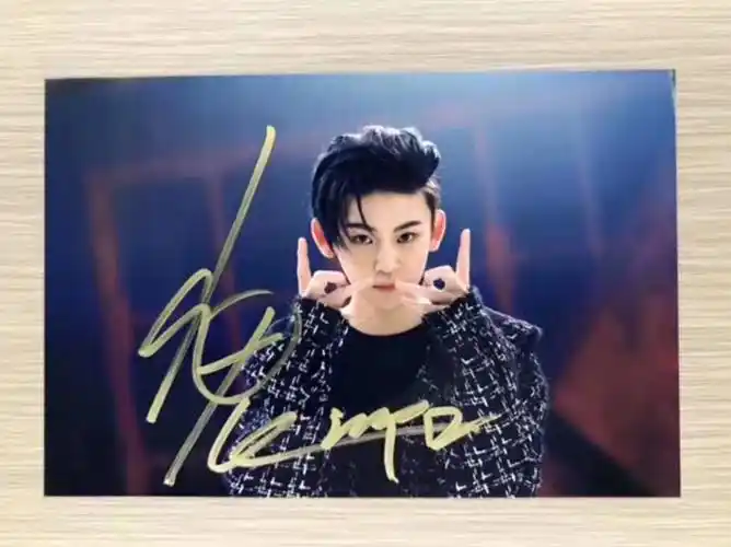 小鬼亲笔签名照嘻嘻 需要的私-橘橘99