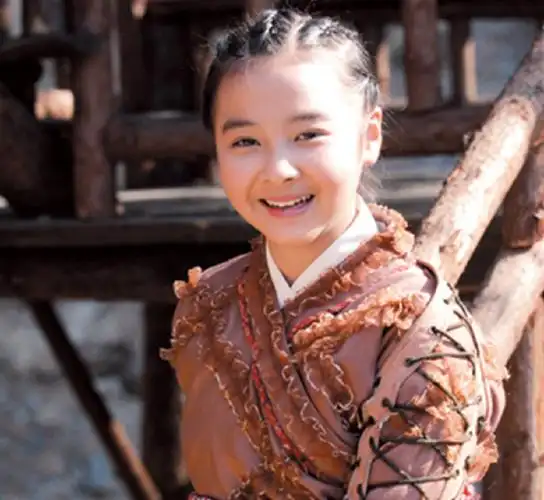 相信很多网友都对她并没有什么印象了,虽然杨丽晓在小的时候有着非常