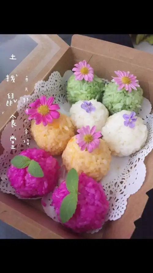 彩色饭团的做法_菜谱_豆果美食
