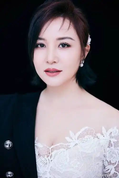 你顶不住的啦!陶虹性感写真赏_身材_梦想_外表