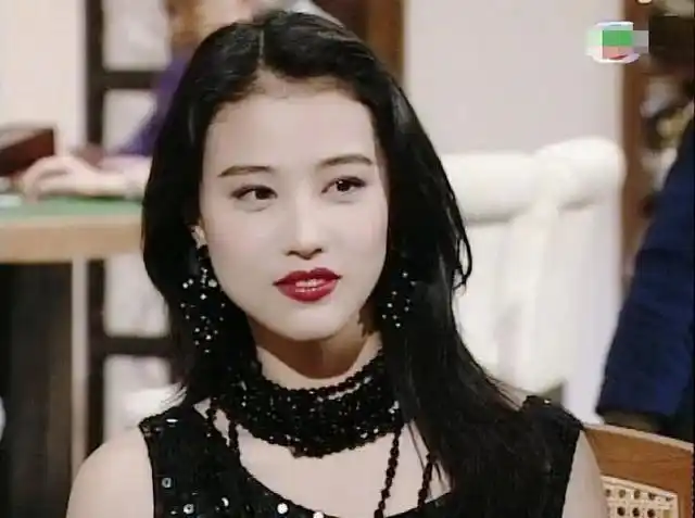 周海媚年轻时的颜值