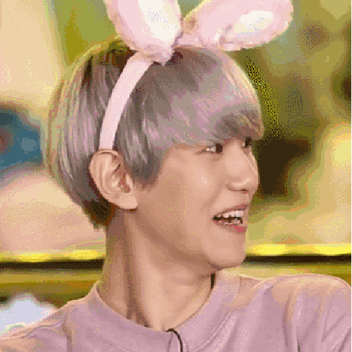 exogif边伯贤gif卖萌gif吐舌头gif搞笑gif可爱gif