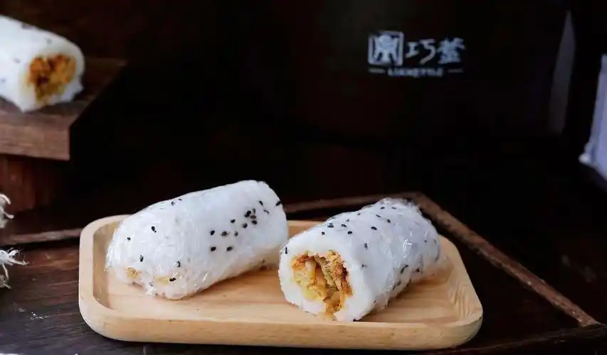 粢米饭团做法简单,营养美味,好吃易做,你也赶紧做起来吧