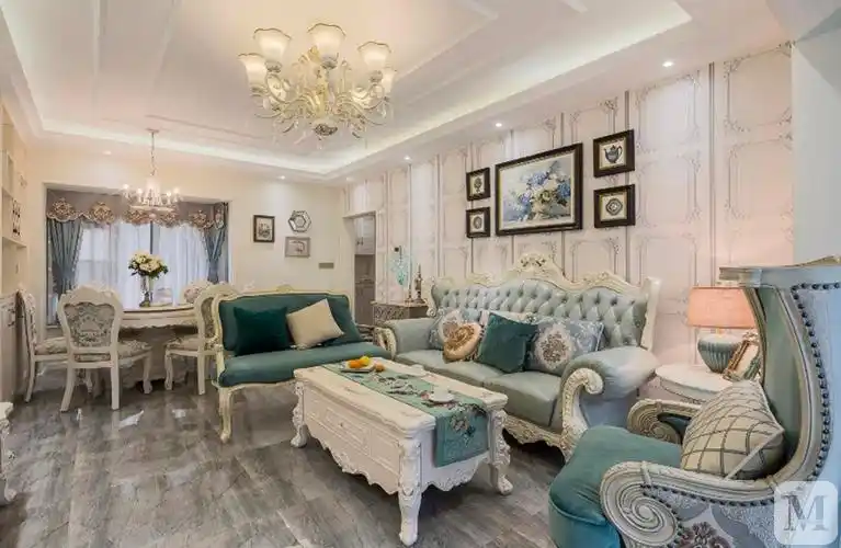 风格是国人比较喜爱的装修风格,简约欧式风格更适于面积大点的房子