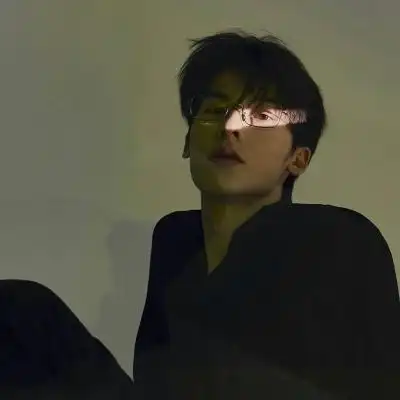 蓝光1080p头像男人物帅气的微信超清头像1080p男生图片