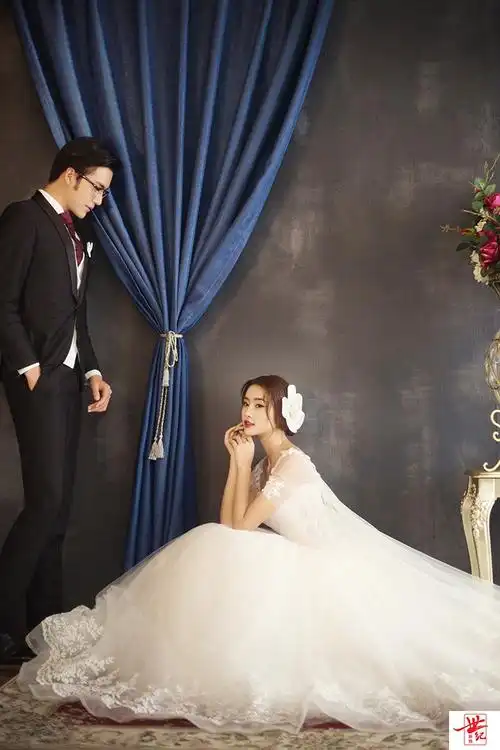 施华洛高端婚纱摄影