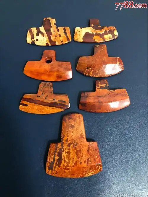 玉斧石铲型远古时代原始骆越文化遗产广西出水打捞上来的石器