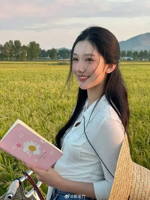 吴亦凡案维持原判后,都美竹发文:请他的粉丝认清现实_淫乱_有期徒刑