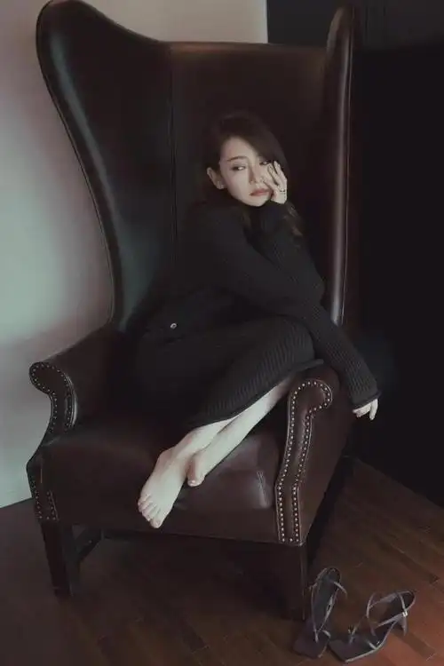 女神戚薇 美足_网易订阅