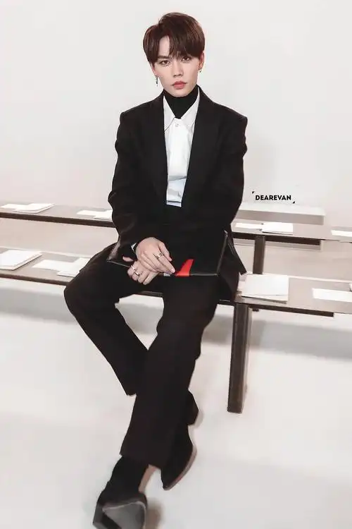 承包林彦俊的大长腿