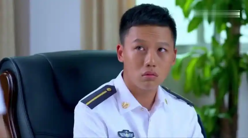 天生要完美:领导想从意志最薄弱的方南江下手 得知高颖轻生真相-影视