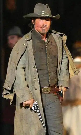 西部英雄片场照曝光小布什变赏金猎人