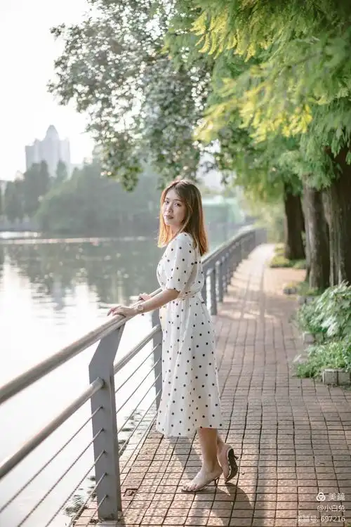 环境人像摄影:在春天等你(原创)