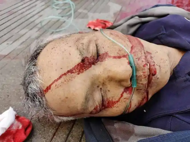 一男子车祸身亡急寻家属