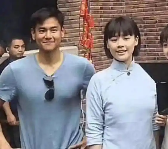 原创第一炉香票房口碑双扑彭于晏像健身教练马思纯被女配艳压