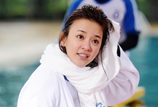 陈意涵一天两次上热搜,网友:《奋斗》里的她不再孤单了!