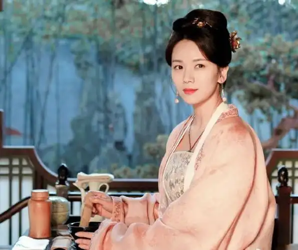 曹曦文回应清平乐加戏传闻没有的事