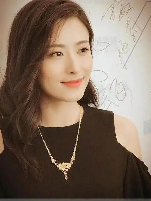 徐百卉名副其实的大美人