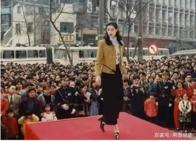 重庆2000年的16张照片