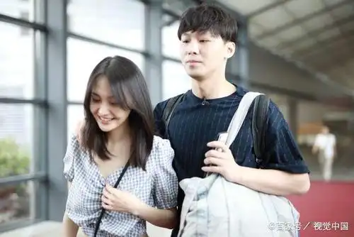 郑爽张恒婚礼两周年?女方疑曾发结婚感言,时间线梳理