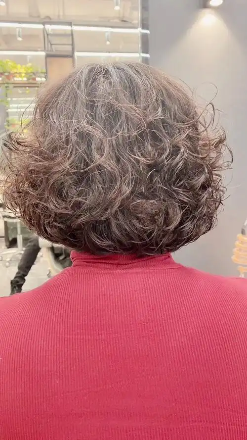 来个阿姨烫发96