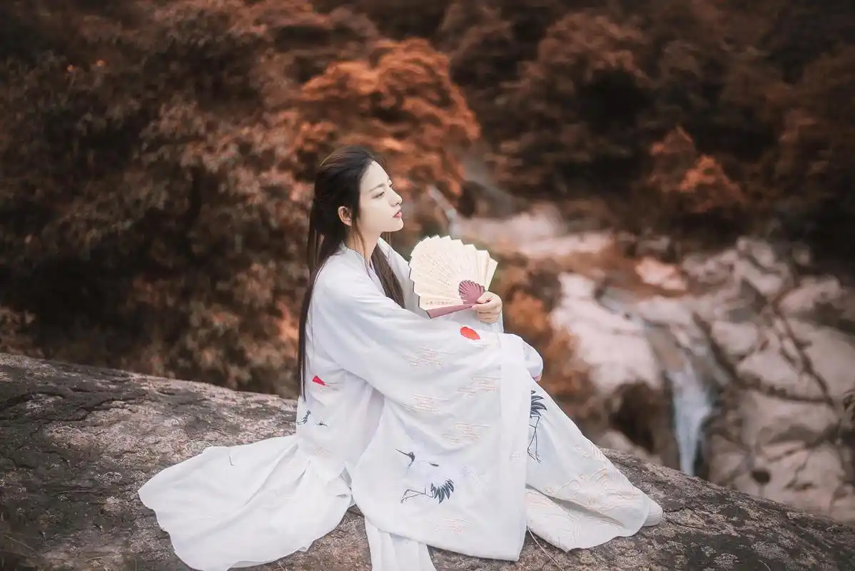 古风美女英气逼人高清电脑桌面壁纸精选