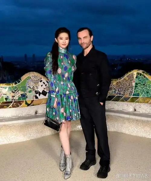 5.27娱乐瓜:肖战赵丽颖杨洋龚俊朱一龙张艺兴刘亦菲黄景瑜张若昀