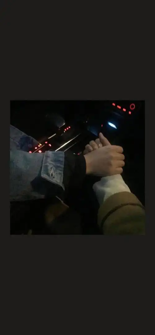 最美牵手头像系列,陪伴你一生(情侣手拉手图片真实只有手) - 冷求网