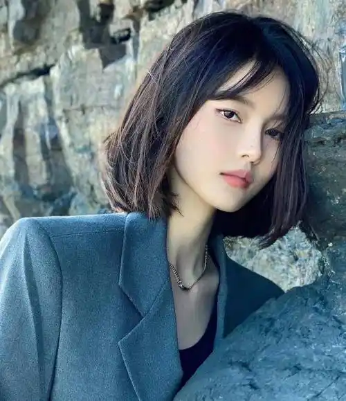 学生头发型,才是女生最美最好看的发型,减龄瘦脸显气质不过时-江湖救