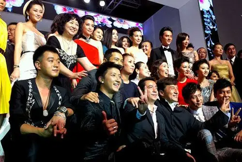 全体明星大合影