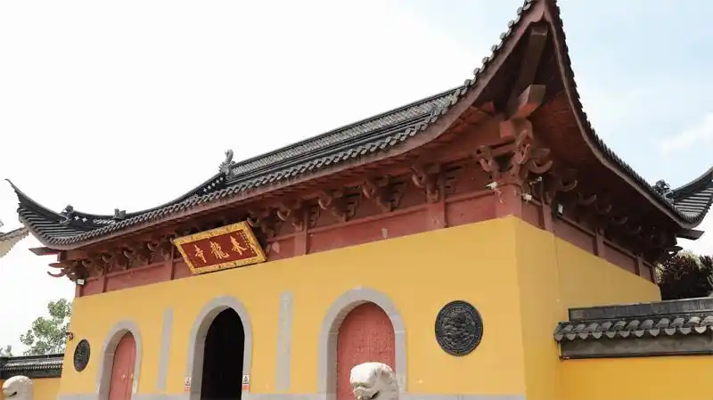 漫步来龙寺 近观"出入世"_参考网