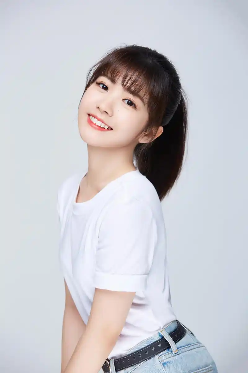 赖美云献唱2022北京冬奥会听北京说你好通报新青年力量