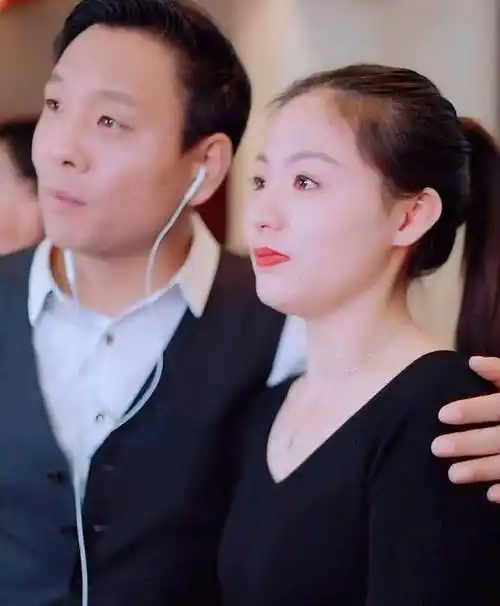 原创祁隆和乐凡离婚秀秀承认曾经牵过手请离已婚男人远一点儿