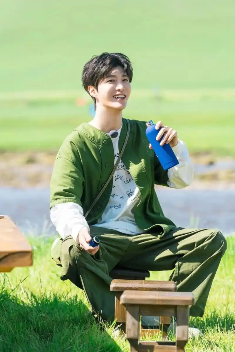 有范丞丞在的综艺欢笑声就没有停过 自带搞笑天赋的帅哥 没想到私服