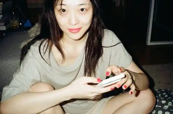 崔雪莉0329生日快乐