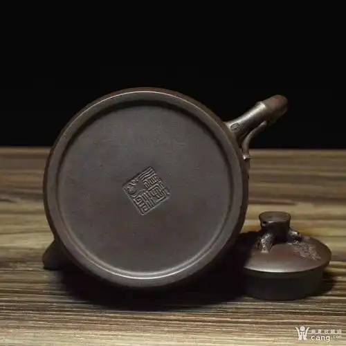 季益顺制宜兴原矿早期黑星砂岁寒三友紫砂壶