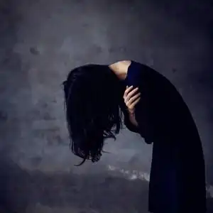 孤独的头像女生图片大全高清伤感的女生头像孤独的图片