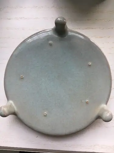 这个汝窑瓷器是真的还是仿的?