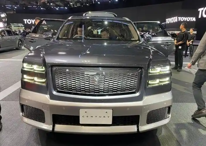 起售价约124万 丰田世纪suv广州车展上市 定名为"世极"