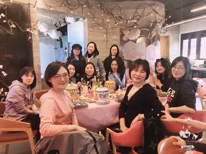 两同学姊妹花的生日祝福