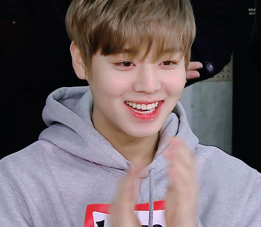 「wanna one」「分享」180112 追星的最佳典范?成功的迷弟:朴志训