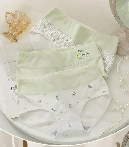 lism内裤高初中学生高腰棉质12岁胖女孩短裤青春期大码发育三角裤绿茵