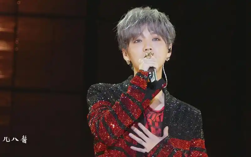 《甜蜜蜜》20181013鹿晗二巡演唱会杭州站