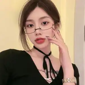 金属眼镜女纯欲下半框无镜片日系二次元cos御姐风装饰半截镜框架