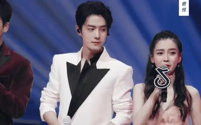 原来angelababy肖战早就同框过!