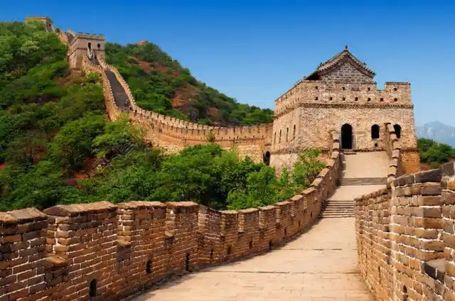 2,万里长城:不到长城非好汉,中华景观的文化瑰宝
